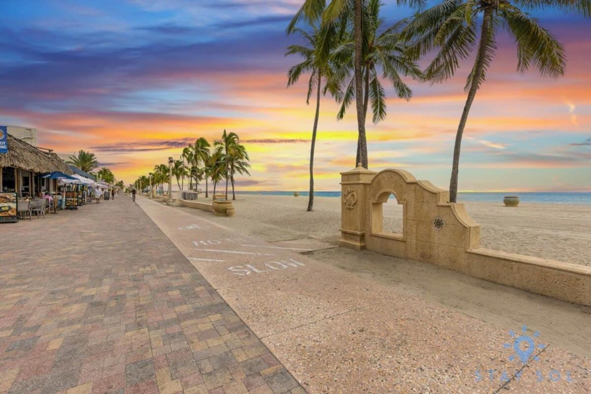 Ocean View - Balcony - Hollywood Beach Broad-Walk Dış mekan fotoğraf